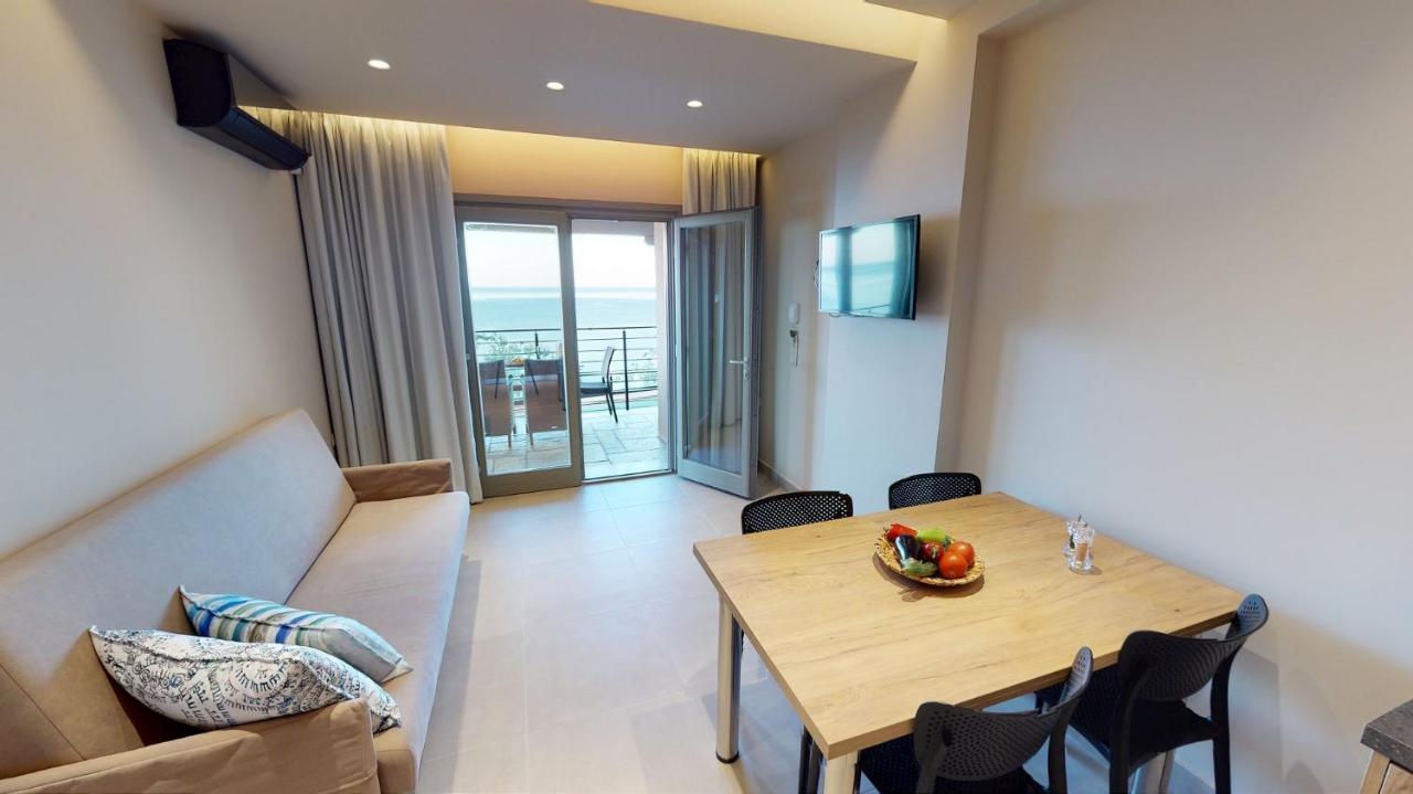 Kallia Suites- Chorefto Esterno foto